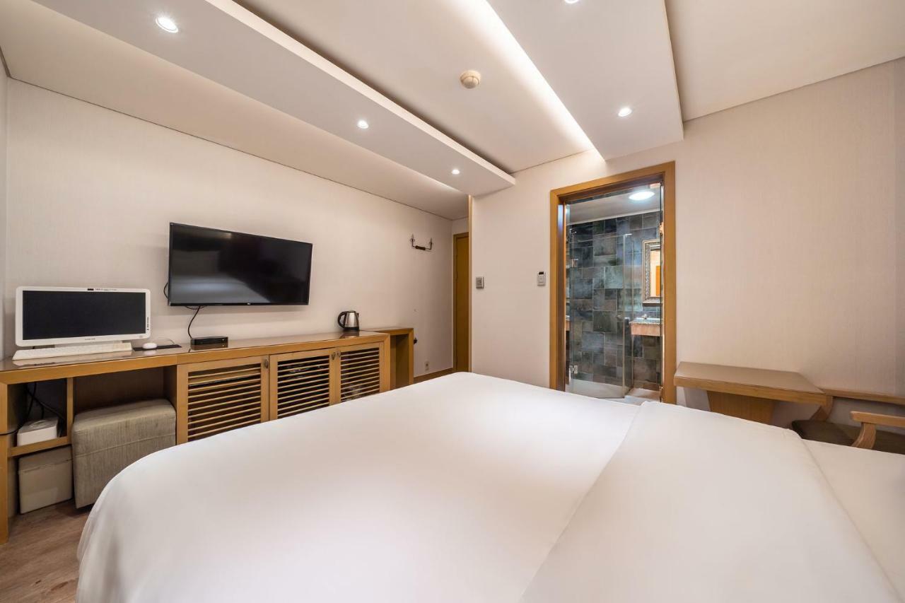 Demian Hotel Seoul Exterior photo